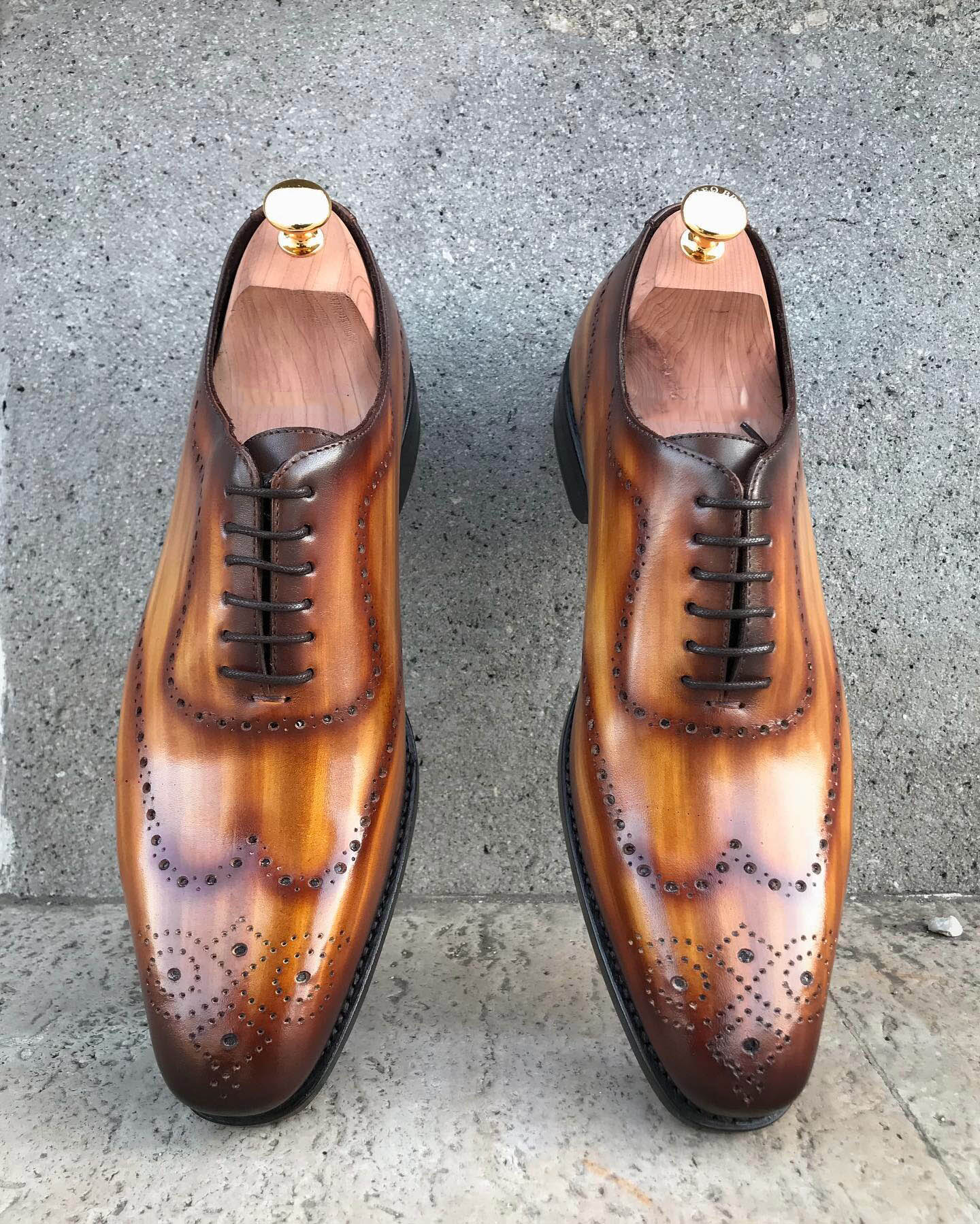 Griffin Cognac Patina Wholecut Oxford